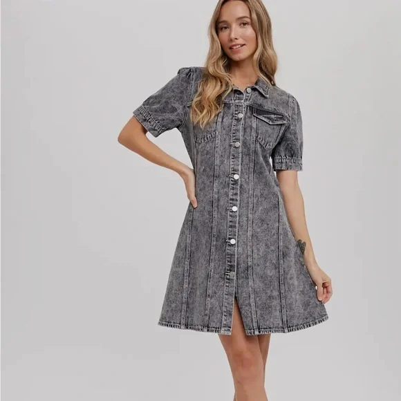 Women’s Washed Black Button-up Denim‎ Dress - Picture 4 of 6